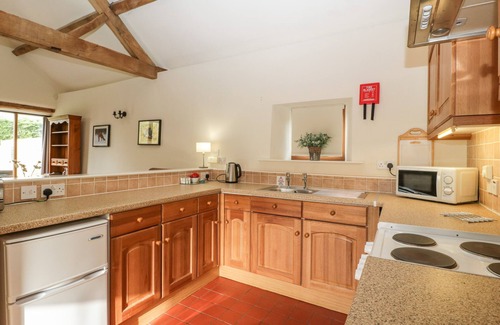 Hay-on-Wye Cottage | PEARTREE COTTAGE, romantic, character holiday cottage in Bromyard
