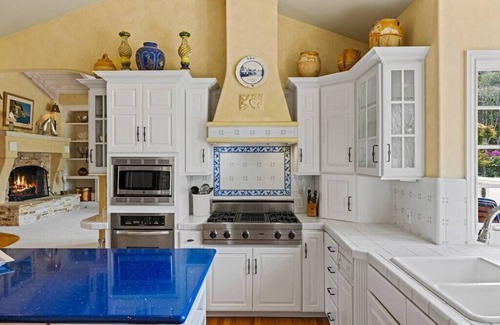 Del Monte Forest House | Pebble Beach Sweet Pea Generator/2 min walk to beach
