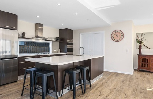 Casuarina House | Pebbles at Casuarina Beach with Pool