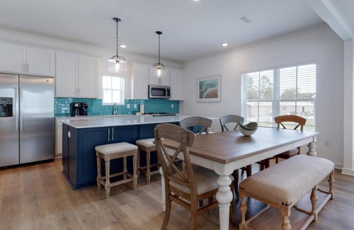 Orange Beach House | Peek-a-bay by Gold Star Vacation Rentals