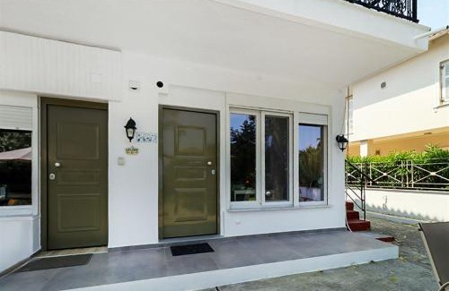 Haniotis Apartment | Pefka House Hanioti 6 guests 1 bedroom