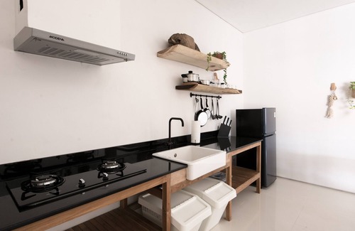 Batubelig House | Pelangi 148 Beach Suites