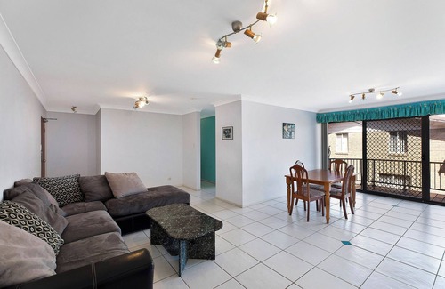 The Entrance North Apartment | Pelican Place at The Entrance North