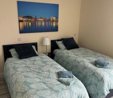 Penarth Apartment | Penarth Station Renovated apartment
