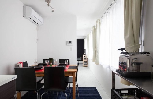 Nishi-Shinjuku House | Pencil House | Shinjuku | Close to Central Park