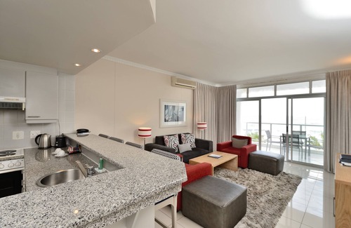 Sea Point Hotel | Peninsula All-Suite Hotel by Dream Resorts