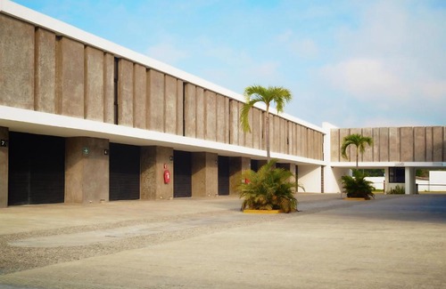 Frontera Hotel | Peninsula Frontera
