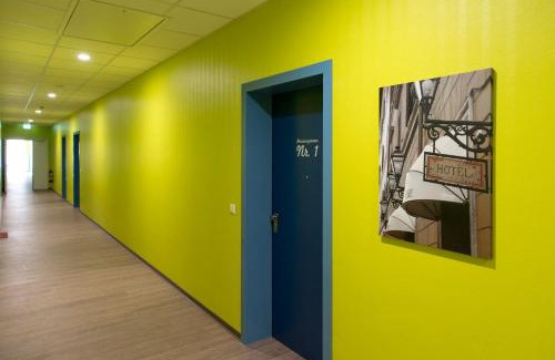 Halle House | Pension Café & mehr