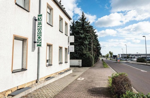 Burghausen-Rueckmarsdorf Hotel | Pension Greiser