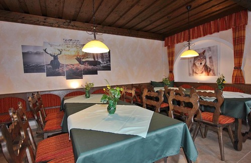 Ebensee House | Pension Sybille