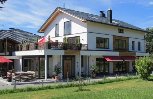 Frauenau Hotel | Pension Waldkristall