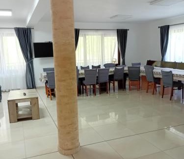 Bistrita Bargaului House | Pensiunea Agroturistica Pietroasa