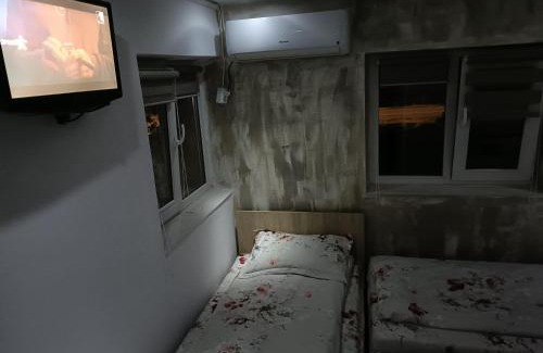 Tirgu Jiu House | Pensiunea Casa Bianca
