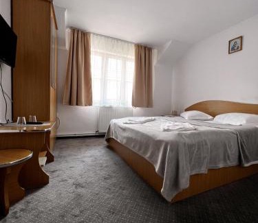 Rasnov House | Pensiunea Folea Rasnov
