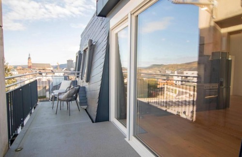 Maximin Apartment | Penthouse apartment above the rooftops of Trier