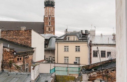 Stare Miasto Apartment | Penthouse Cracovian - LoftAffair