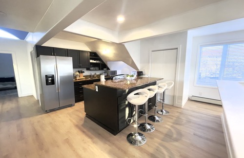 City Park West Apartment | Penthouse in heart of Capitol Hill , Uptown