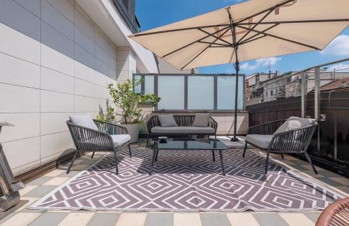 Bullona Apartment | Penthouse in Milan - 2 terraces and Netflix