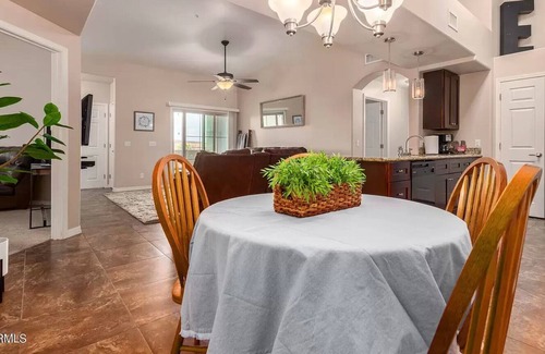 Parkwood Ranch Condo | Penthouse Suite with Sunset Views
