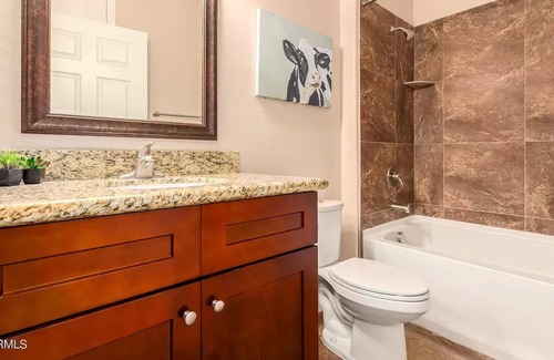 Parkwood Ranch Condo | Penthouse Suite with Sunset Views