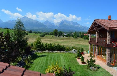 Nova Lesna House | Penzion Tri klasy