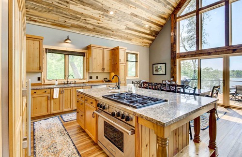Breezy Point Cabin | Pequot Lakes Retreat w/Beach + Fire Pit!