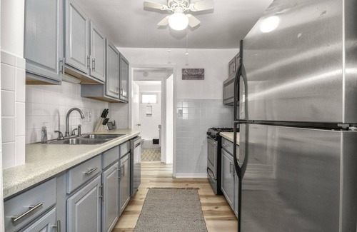 Dearborn Heights House | Perfect 2BR Modern Ranch!
