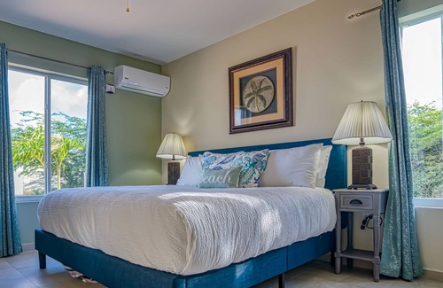 Washington House | Perfect Aruba Getaway Spot w/ Private Pool! GREAT LOCATION