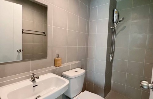 Bang Pa-in Apartment | Perfect blend of style, comfort and convenience.