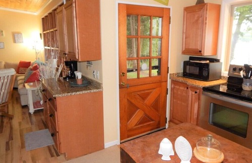 East Jordan Cottage | Perfect family beachfront cottage on Lake Charlevoix