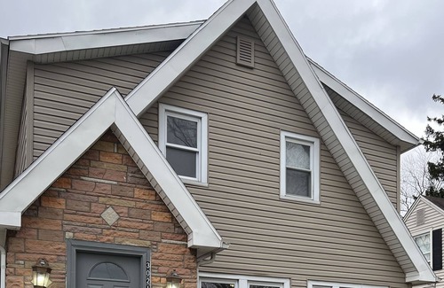 Toledo House | Perfect family home to stay during visiting the Toledo area