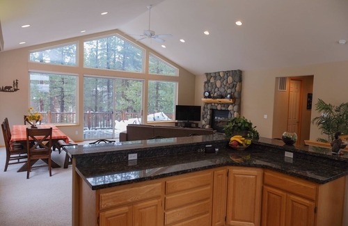 South Lake Tahoe House | Perfect Family Home in the Angora Highlands