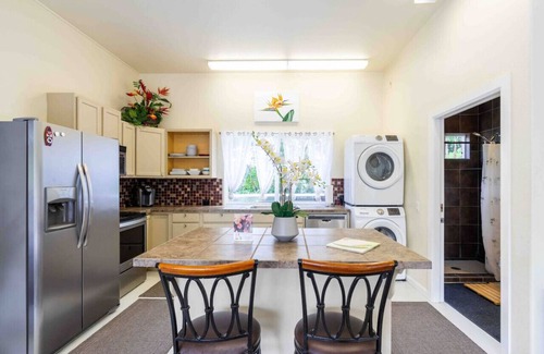 Kailua-Kona Apartment | Perfect for Large Group Stays ~ Kona Forest House