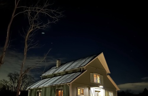 New Oxford House | Perfect Getaway; Rustic and Contemporary; Secluded yet close to attractions.