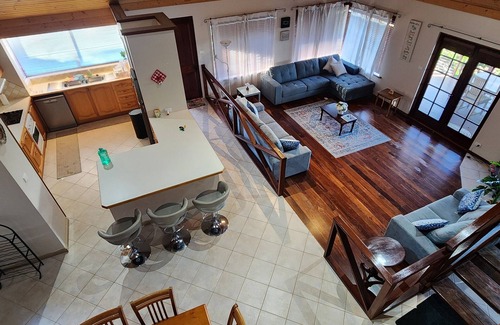 Augusta House | Perfect holiday cottage Along the Serene Blackwood River and nature walk.