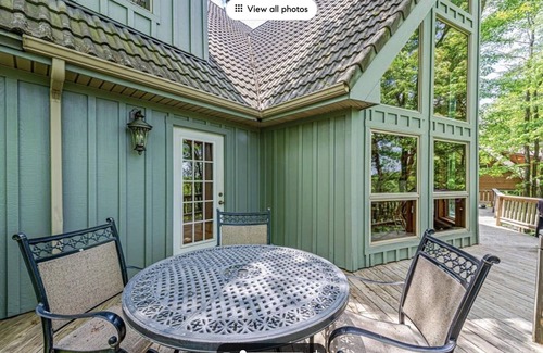 Hidden Valley House | Perfect Mountain Retreat; minutes from all the Laurel Highlands has to offer!