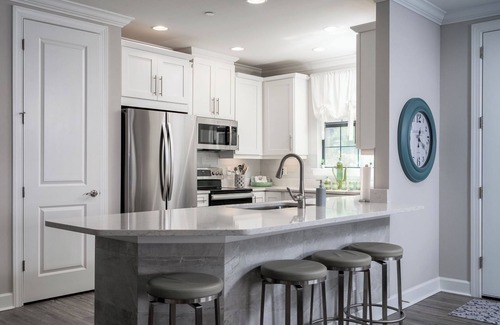 Naples Villa | Perfection!⭐️Coach Home, 🏓 Pickle-ball, 🎾 Tennis, 🏊‍♂️ Resort Pool!