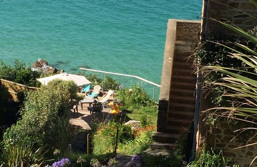 Perros-Guirec Villa | Perros Guirec, villa on a cliff, near Trestraou beach and town center