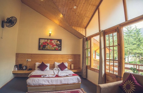 Manali Hotel | Persimmon Farmstead