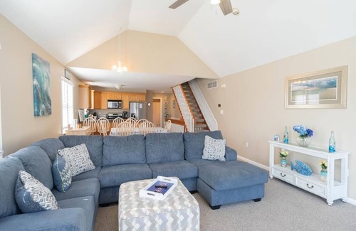 Sea Isle City Condo | Pet Friendly, 5 Bedroom Home in the Heart of Sea Isle City