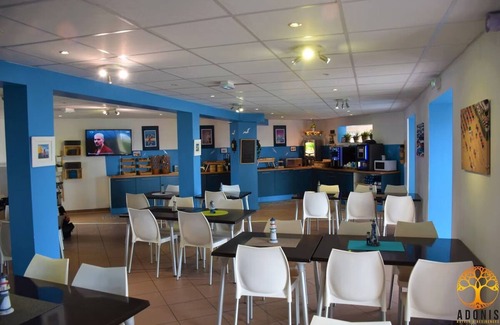 Grandcamp-Maisy Hotel | Pet-friendly Accommodation! Parking, Pool! Short Drive to Omaha Beach!
