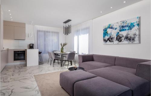 Zidarici Apartment | Pet Friendly Apartment In Malinska