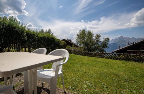 Nendaz Apartment | Pet-friendly apt. with mountain views
