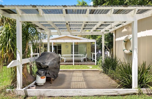 Surfside House | Pet friendly beach home