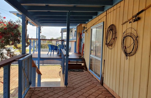 Silver Sands House | Pet Friendly Beach Shack, one street from the Silver Sands Beach