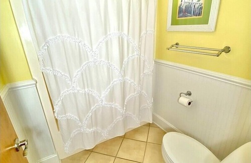 Atlantic Beach Hotel | Pet-friendly, Centrally Located, Walk to Beach! Unit 207