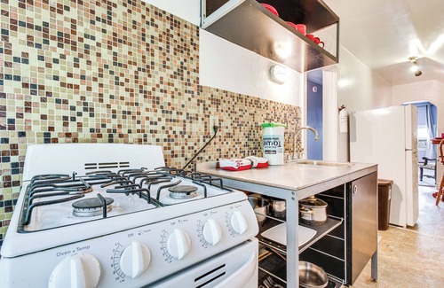 Roselawn Finance Apartment | Pet-Friendly Cincinnati Apt: 5 Mi to Downtown!