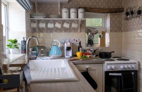 Stonehouse Cottage | Pet Friendly Cottage, Near Amenities with Log Fire
