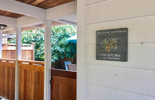 Amazon House | Pet Friendly, Cozy Orchard House, blocks from the University of Oregon