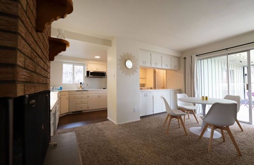 Farmington House | Pet Friendly - Downtown Farmington - 2+ Months Minimum